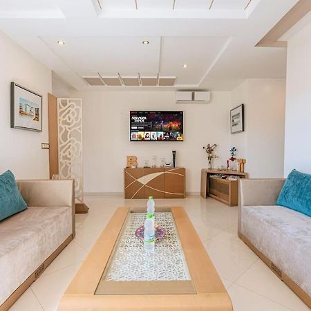 Central 2-Bedrooms Near Beach & Dining Tânger Exterior foto